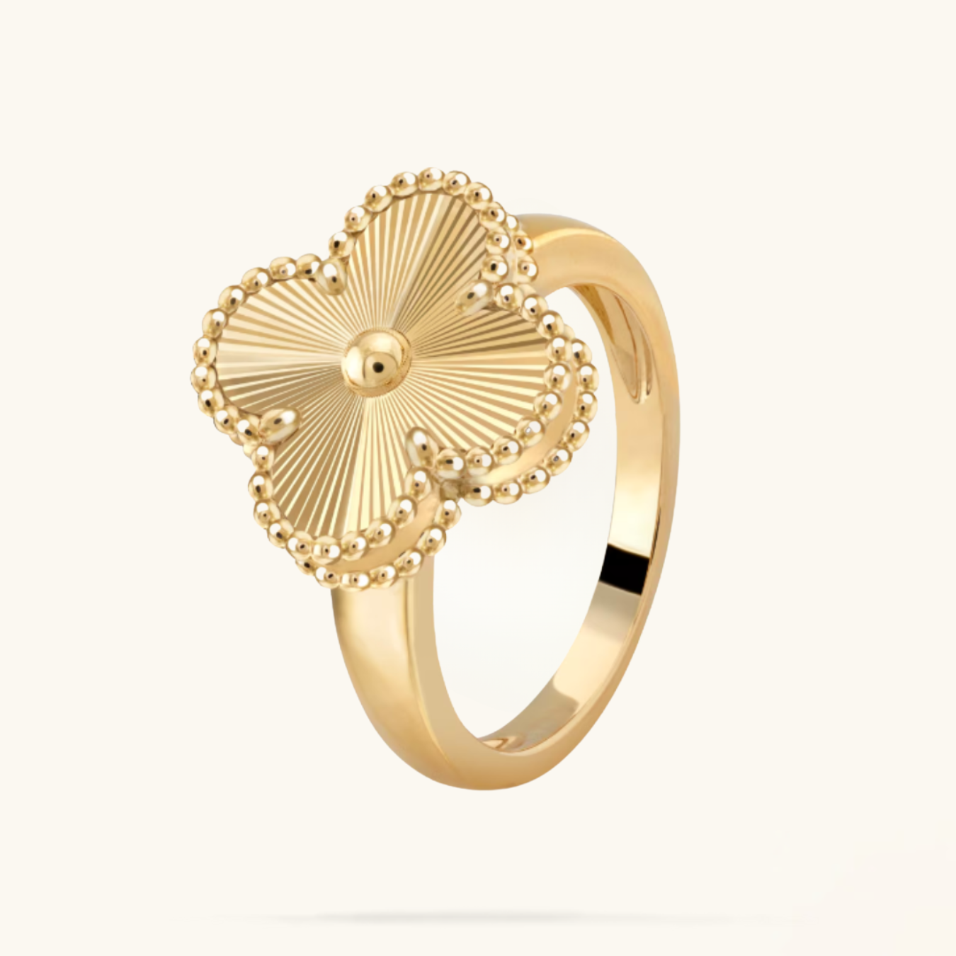 CLOVER | Kultasormus