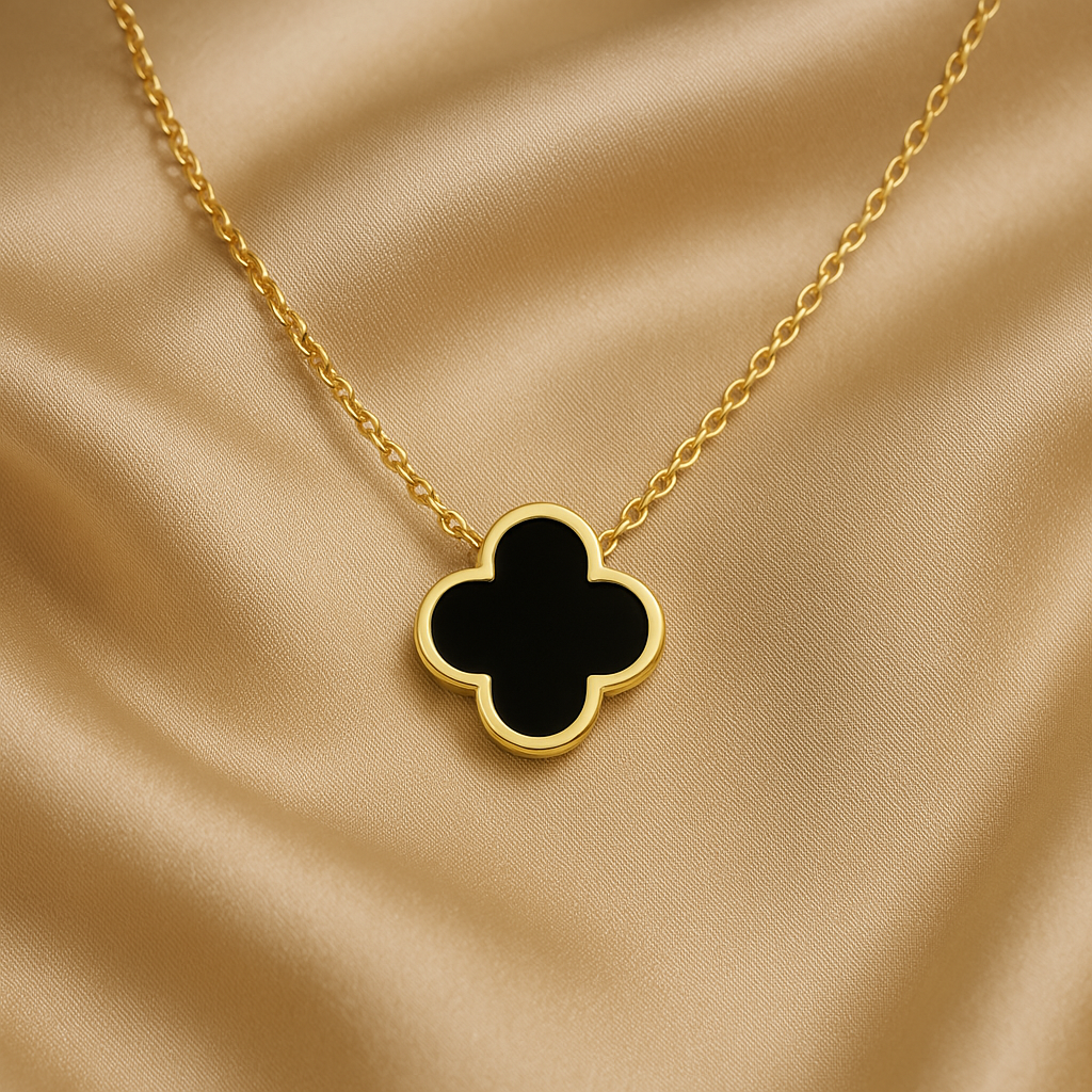 CLOVER | MUSTA KAULAKETJU