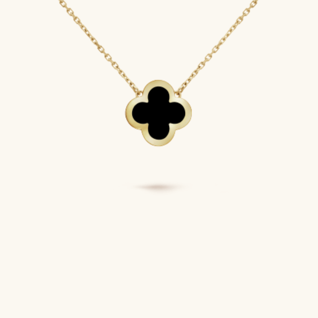 CLOVER | MUSTA KAULAKETJU