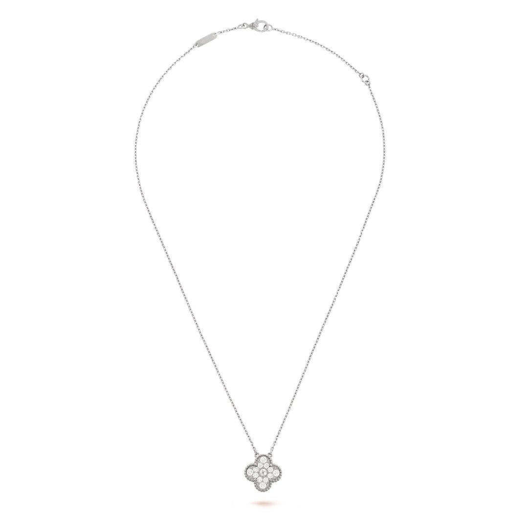 CLOVER | Hopeaketju Prestige