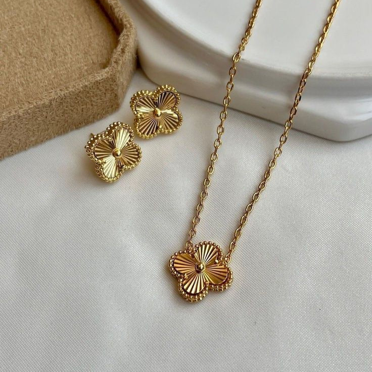 CLOVER SET | KULTA